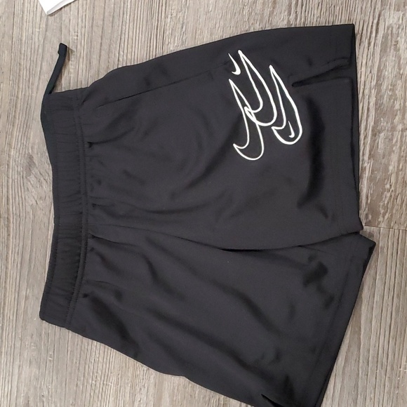 Nike Glow in the Dark Shorts & T-Shirt Matching Set Size 7/XS - Picture 6 of 10